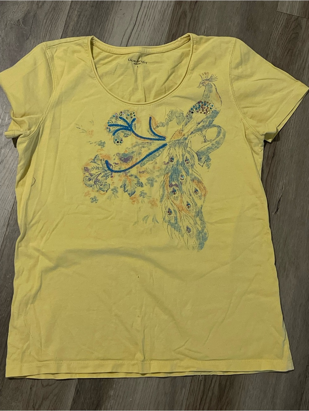 Laura Scott Yellow Peacock Graphic Scoop Neck Tee